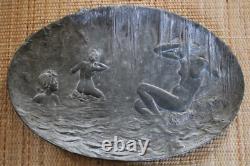 Plat en Etain Signé Emmanuel Villanis Femme Nue 1900 Art Nouveau