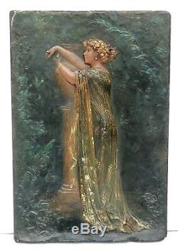 Portrait de femme en Camée, Cire Polychrome, Signé Raffet, 1913, art Nouveau