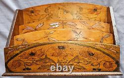 Range courrier / lettres 1900 bois gravé & nacre Femme Fleur Libellule dlg Mucha
