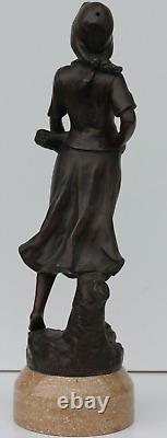 STATUETTE DE JEUNE FEMME SUR SOCLE ART NOUVEAU 1920 A. DE RANIERI H. 45 cm
