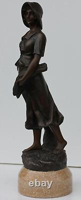 STATUETTE DE JEUNE FEMME SUR SOCLE ART NOUVEAU 1920 A. DE RANIERI H. 45 cm