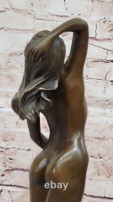Sculpture En Bronze D'Une Femme Nue Abstraite Art Nouveau Moderne Par P. Delore
