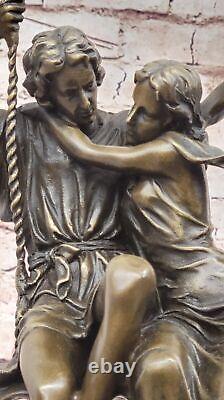 Sculpture En Bronze Signée Cesaro Vintage Homme Et Femme Art Nouveau