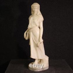 Sculpture en albâtre signée Grégoire Statue de paysanne femme Art Nouveau 800