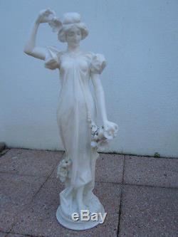 Sculpture femme aux pavots Adolpho Cipriani d'époque art nouveau