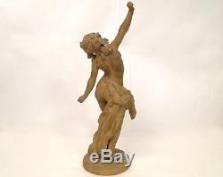 Sculpture terre cuite Jeune femme nue Nymphe Lévy Art Nouveau XIXe