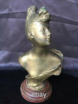 Sculture En Bronze Dore Par Vidal Femme Art Nouveau Deco