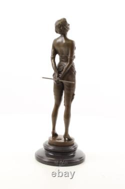 Statue Sculpture Bronze Art Déco Nouveau Femme à la Cravache BE-14 Moderne