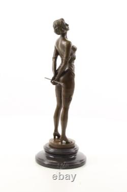 Statue Sculpture Bronze Art Déco Nouveau Femme à la Cravache BE-14 Moderne