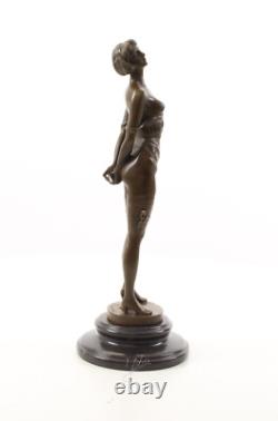 Statue Sculpture Bronze Art Déco Nouveau Femme à la Cravache BE-14 Moderne