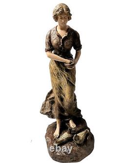 Statue Sculpture femme aux pigeons Plâtre Polychrome Art Nouveau C. Jacobs 67 cm