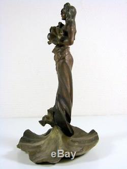 Statuette Art Nouveau Régule à Patine Verte Jeune Femme pas signée