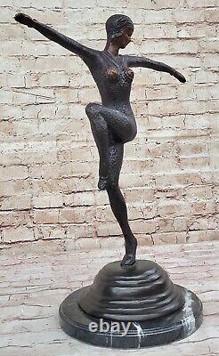 Style Art Nouveau Femme Danseuse Chiparus Bronze Sculpture de Collection