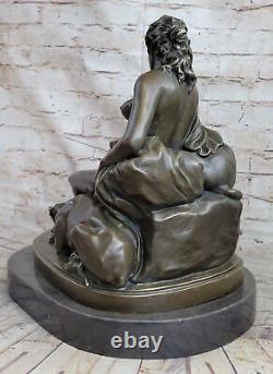 Style Art Nouveau Sculpture Victorien Femme Fille Assis Avec Chien Bronze Nude