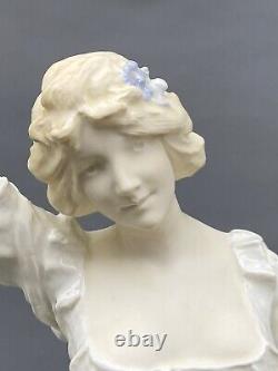 Sujet Ceramique De Vienne Art Nouveau Femme Barbotine 1378 546 E Depose M2025