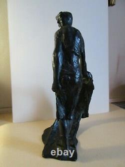 Sujet en bronze signé Bohumil Kafka. Jeune femme à l'écharpe. AA. Hébrard fondeur
