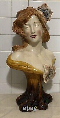 Superbe Grand Buste de Femme en Céramique de Style Art-nouveau, Modern Style