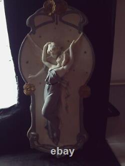 Superbe Plaque murale Biscuit porcelaine Jeune femme & Ange Art Nouveau 1900 N°1