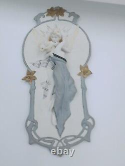 Superbe Plaque murale Biscuit porcelaine Jeune femme & Ange Art Nouveau 1900 N°2