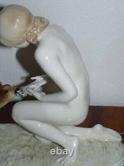 Superbe femme et faon EN PORCELAINE DE SAXE Hutschenreuther H. 24 cm Art Nouveau