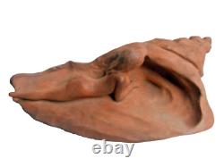 Terre cuite. Vide poche. Art Nouveau. Sculpture. Femme nue. Signée. Cachet