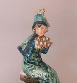 Van Den Streaten et Aloys femme au manchon. French art nouveau ceramic