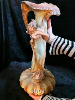 Vase Art Nouveau au décor de Femme, 1900-1910, France