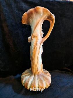 Vase Art Nouveau au décor de Femme, 1900-1910, France