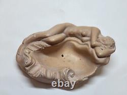 Vide poche en plâtre femme endormie art nouveau signé Carlo Conte
