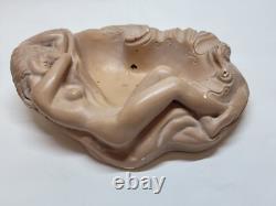Vide poche en plâtre femme endormie art nouveau signé Carlo Conte