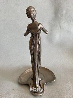 Vide poche étain argenté Art Nouveau Femme Lady jugendstil pewter sculpture WMF