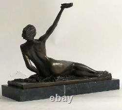 Vintage Art Déco / Nouveau Bronze Statue En Chair Femme Fonte Figurine