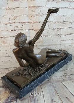Vintage Art Déco / Style Art Nouveau Bronze Statue En Chair Femme En Assis Posit