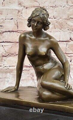 Vintage Art Nouveau Style Bronze Marbre Victorien Femme Érotique Chair Statue